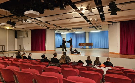 Spieler am Vorstellen im Forum