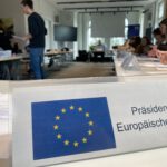 Schild einer Rolle im Planspiel.